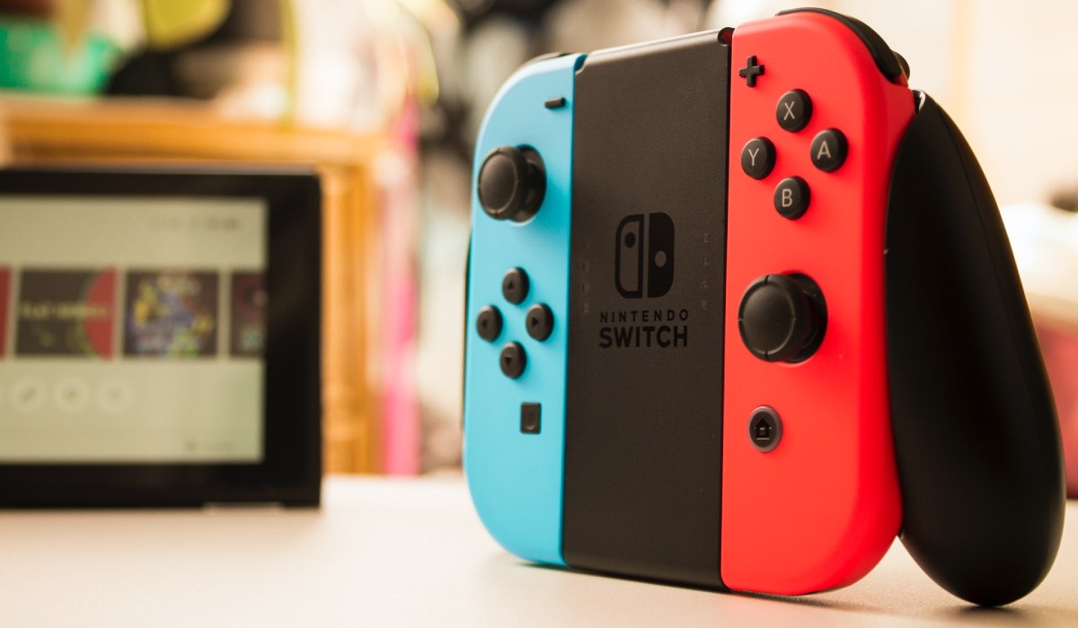 ニンテンドースイッチ本体購入前の確認事項まとめ|スイッチライトとの違いやコントローラーなど解説のトップ画像