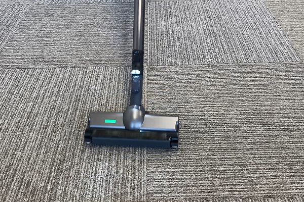 カーペット 糸掃除完了